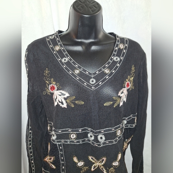 Sun n Moon Black Mesh Top - Picture 2 of 7